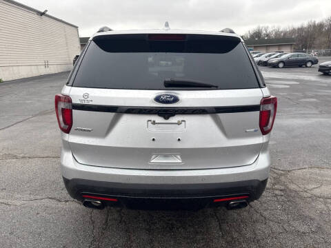 2017 Ford Explorer Sport