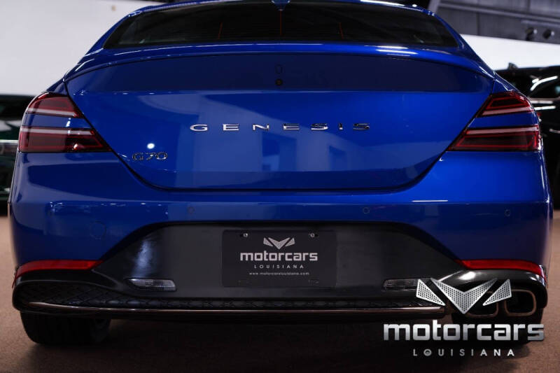 2023 Genesis G70