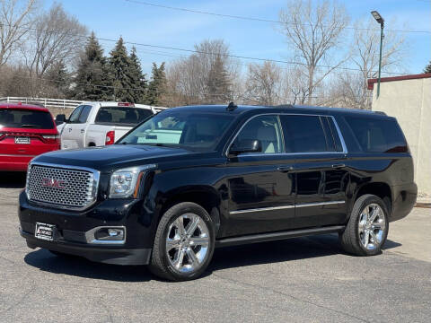 2017 GMC Yukon XL for sale at North Imports LLC in Burnsville MN