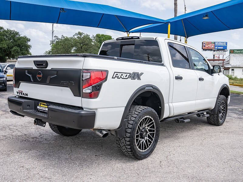 2020 Nissan Titan