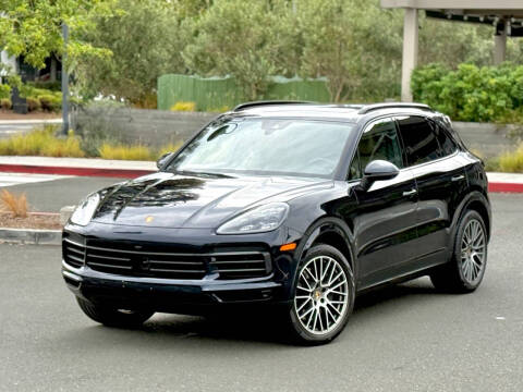 2022 Porsche Cayenne Platinum Edition