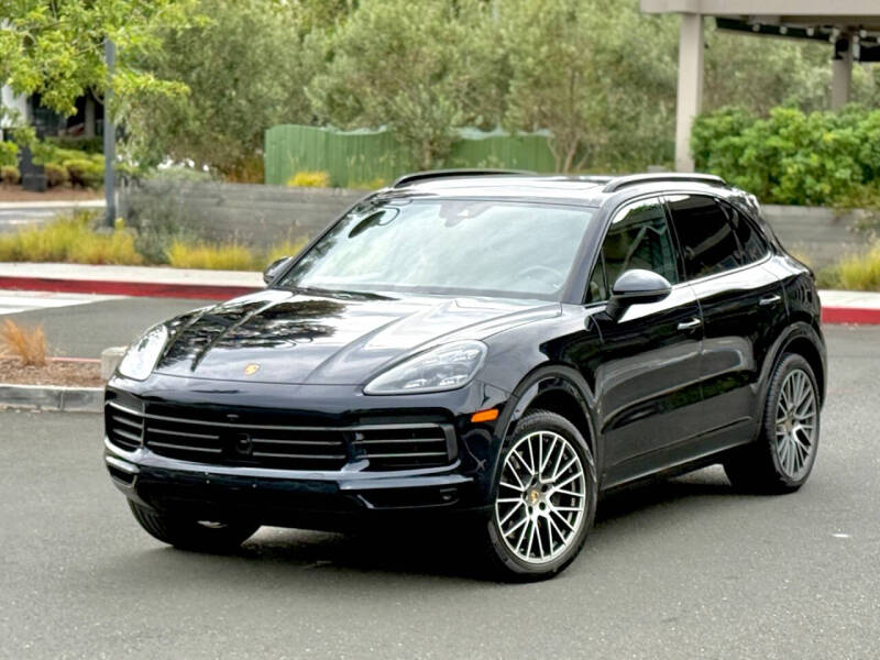 2022 Porsche Cayenne Platinum Edition