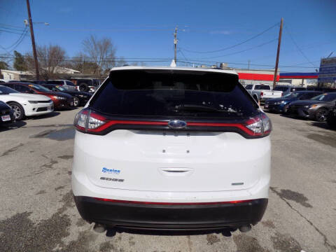 2018 Ford Edge SE