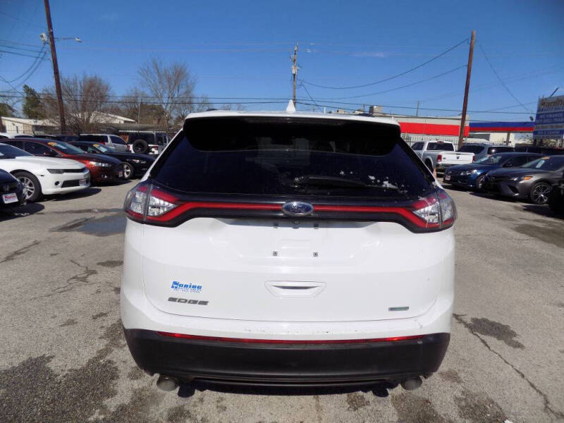 2018 Ford Edge SE