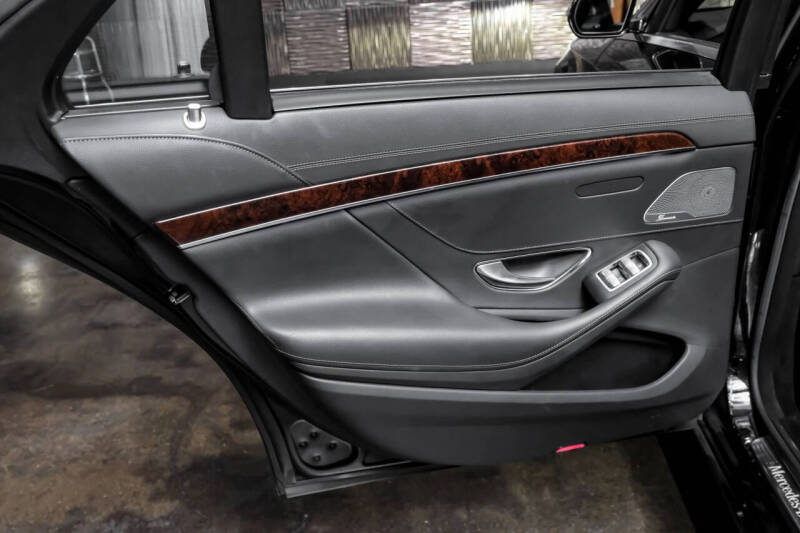 2014 Mercedes-Benz S-Class S 550