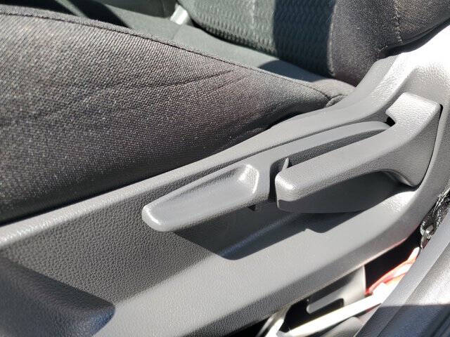 2024 Mitsubishi Eclipse Cross LE