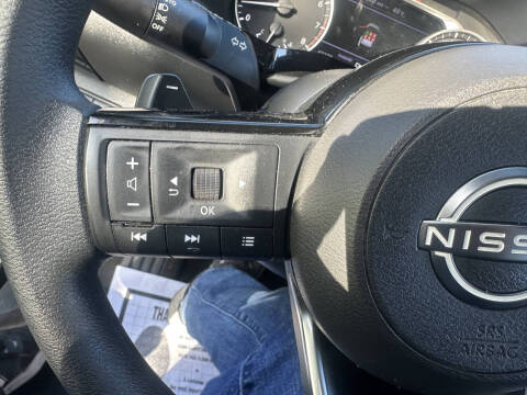 2022 Nissan Pathfinder S