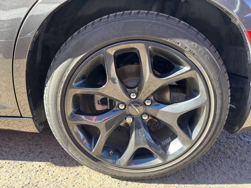 2023 Chrysler 300 Touring