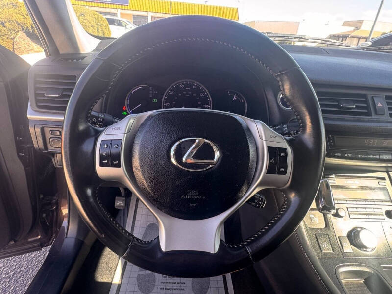 2013 Lexus CT 200h