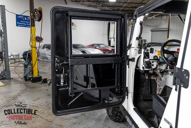 2006 AM General Humvee M1097R1