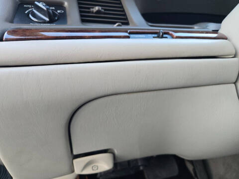 1997 Lincoln Town Car Executive