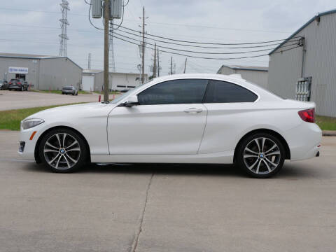 2017 BMW 2 Series 230i