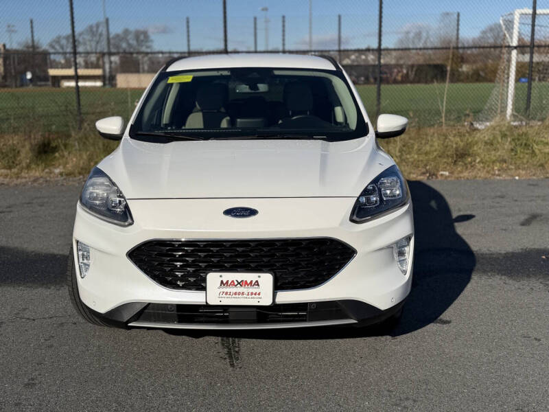 2020 Ford Escape Titanium