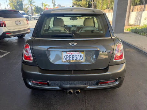 2011 MINI Cooper S