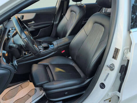 2020 Mercedes-Benz A-Class A 220