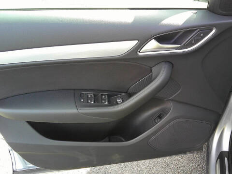 2018 Audi Q3 2.0T quattro Premium Plus