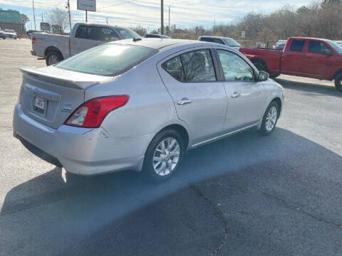 2018 Nissan Versa