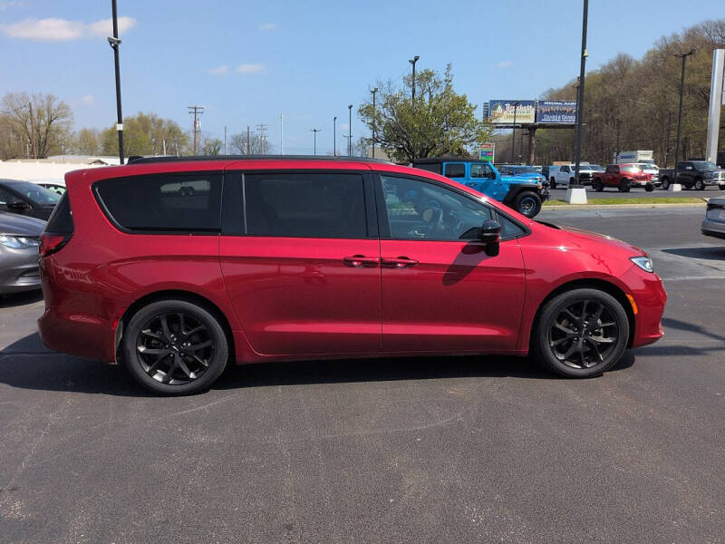 2025 Chrysler Pacifica Limited