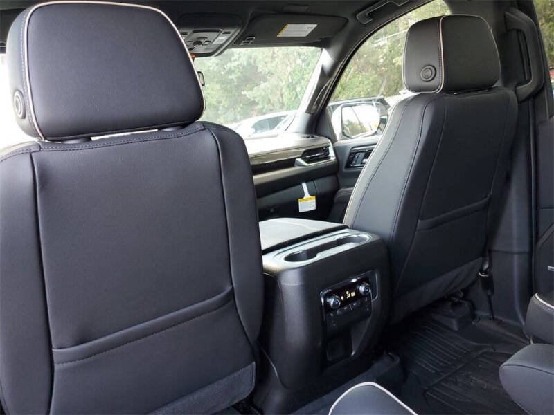 2025 GMC Yukon XL Elevation