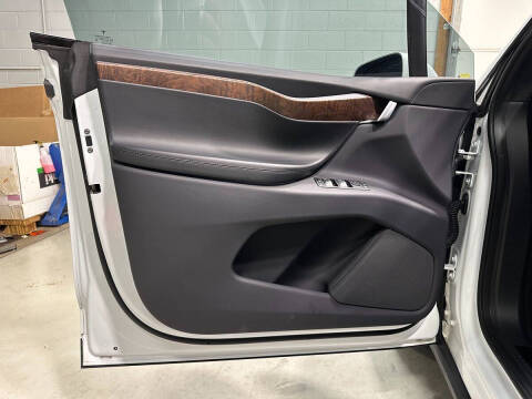 2019 Tesla Model X Long Range