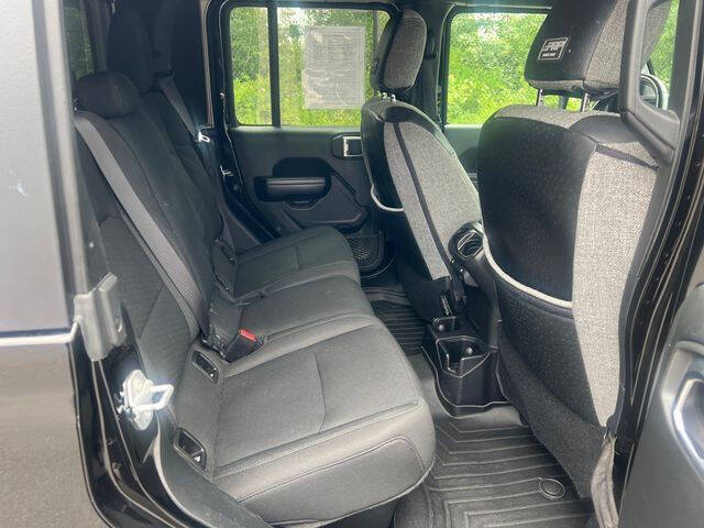 2021 Jeep Gladiator Sport