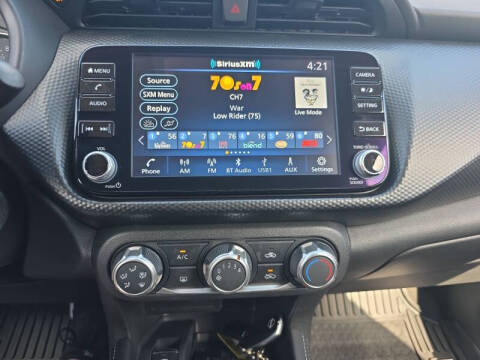 2023 Nissan Kicks SV