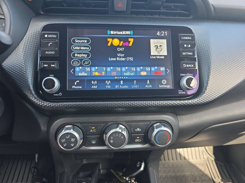 2023 Nissan Kicks SV