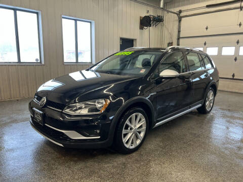 2017 Volkswagen Golf Alltrack for sale at Sand's Auto Sales in Cambridge MN