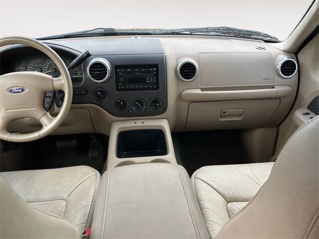 2003 Ford Expedition XLT