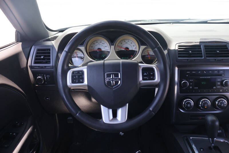 2014 Dodge Challenger SXT