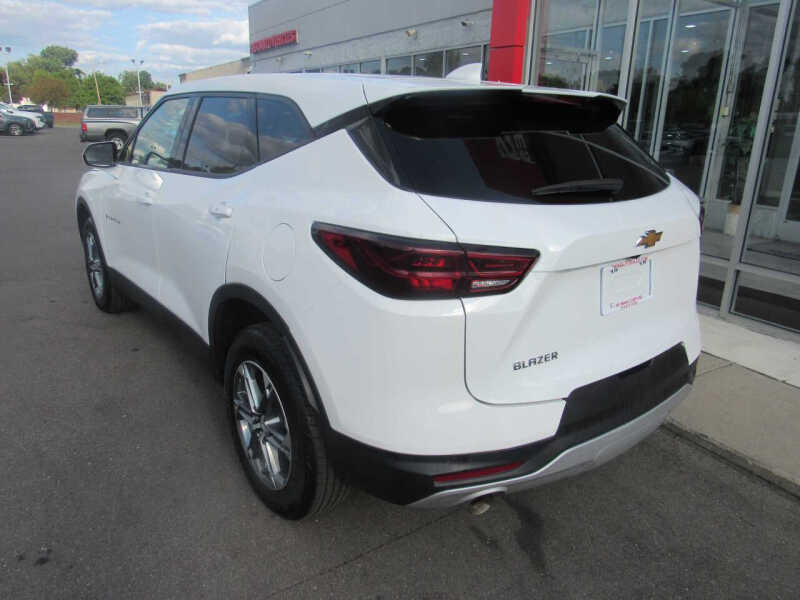 2025 Chevrolet Blazer LT
