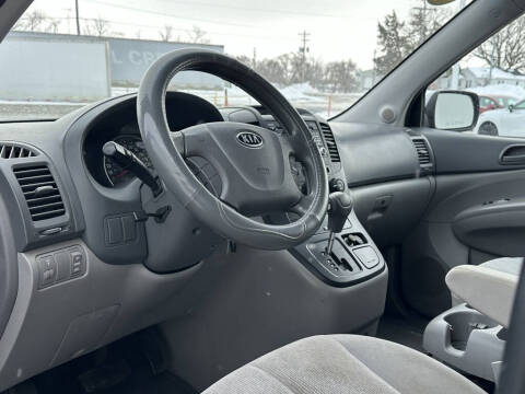 2010 Kia Sedona LX