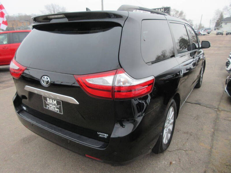 2015 Toyota Sienna