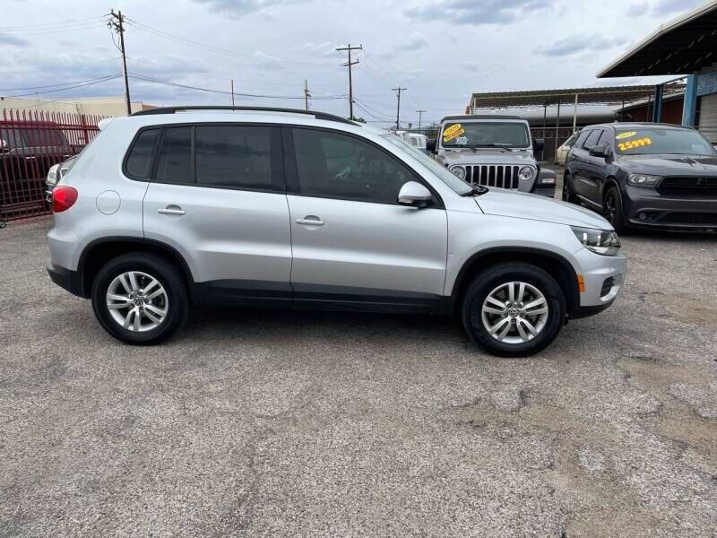 2014 Volkswagen Tiguan SE photo 4