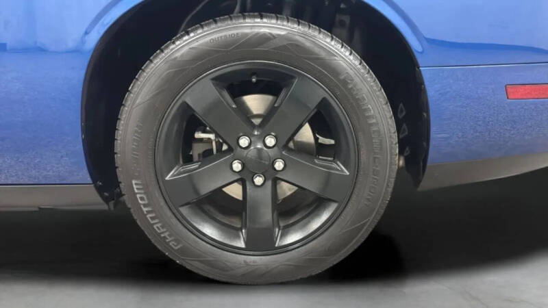 2012 Dodge Challenger SXT