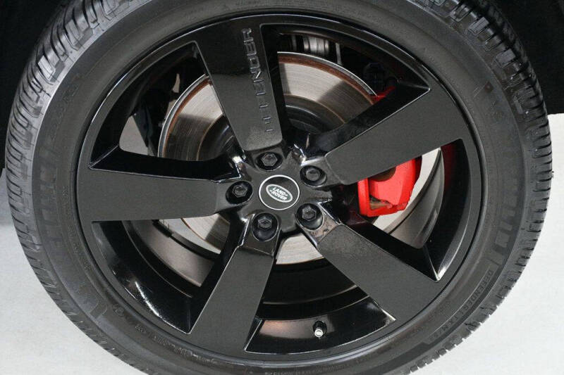 2023 Land Rover Defender 110 X-Dynamic SE