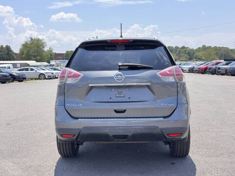 2016 Nissan Rogue SV