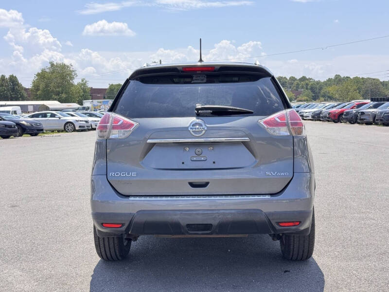 2016 Nissan Rogue SV
