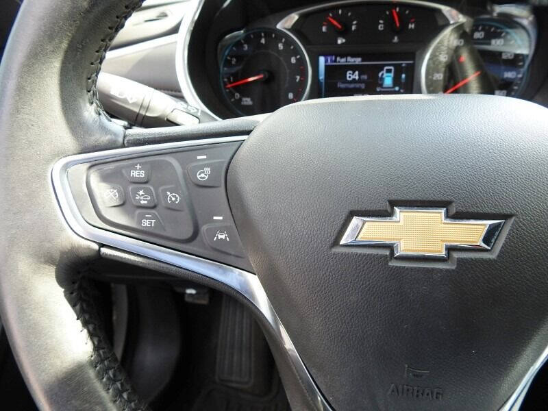 2017 CHEVROLET Malibu Sedan - $17,900