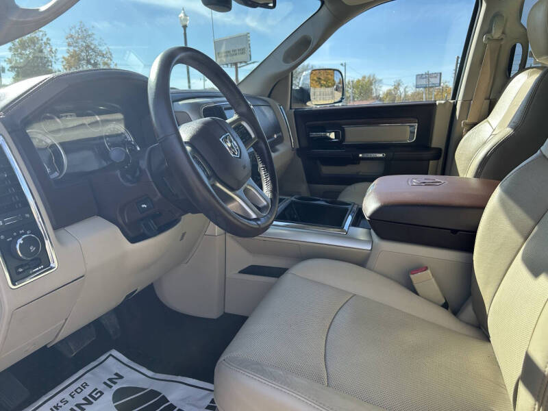 2015 RAM 1500 Laramie