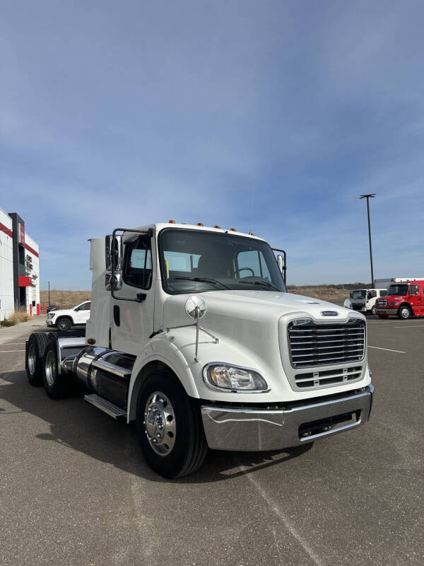 2019 Freightliner M2 112