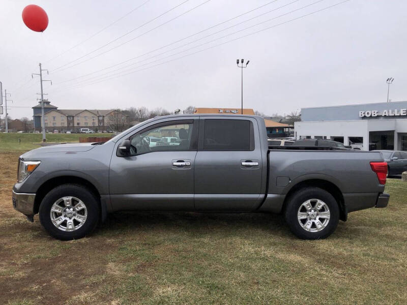 2018 Nissan Titan