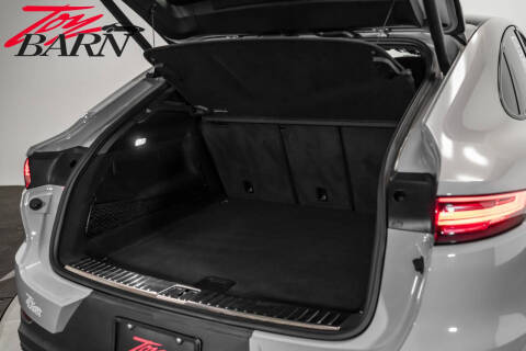 2023 Porsche Cayenne Coupe Platinum Edition