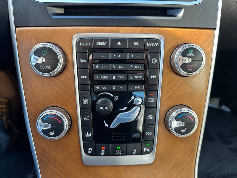 2018 Volvo S60 T5 Inscription Platinum