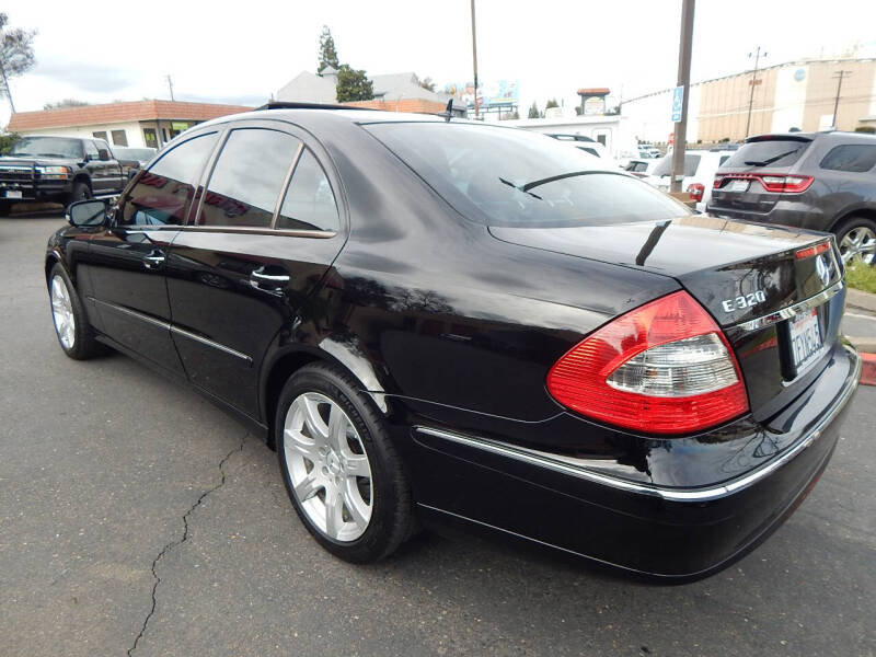 2008 Mercedes-Benz E-Class E 320 BlueTEC