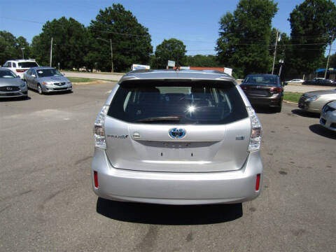 2012 Toyota Prius v Two