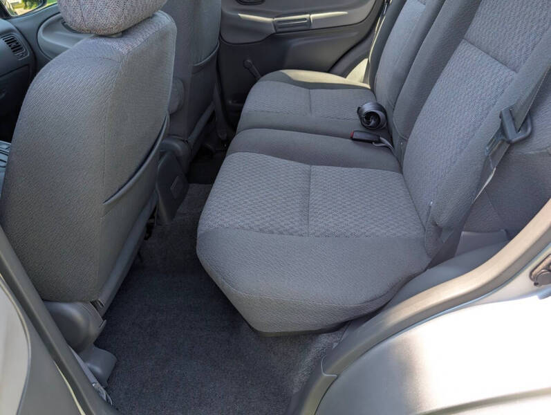 2004 Chevrolet Tracker
