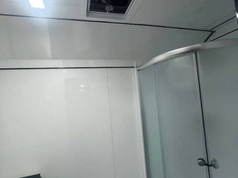 2025 Formula 8.5X28 BATHROOM