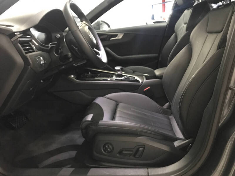 2022 Audi A4 quattro S line Prem Plus 45 TFSI