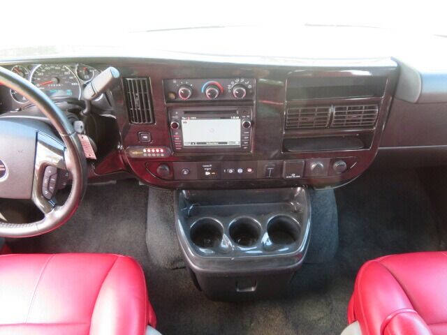 2018 GMC Savana 2500